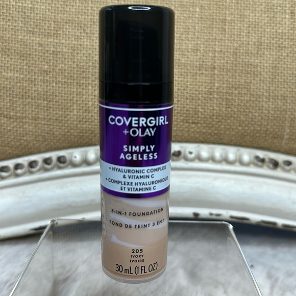 Simply Ageless + Olay Liquid Foundation | - Picture 2 of 3